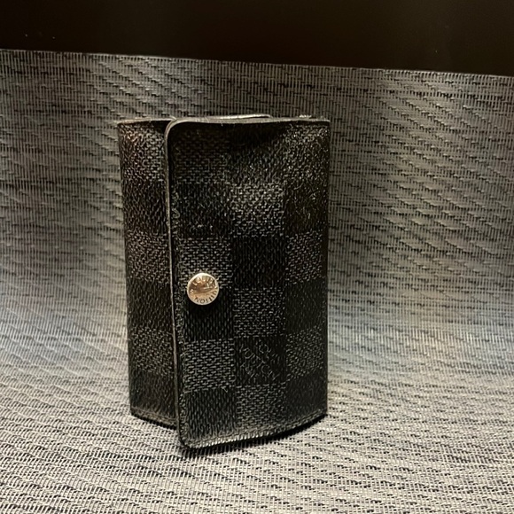 Louis Vuitton Accessories - Vintage Louis Vuitton Key Holder